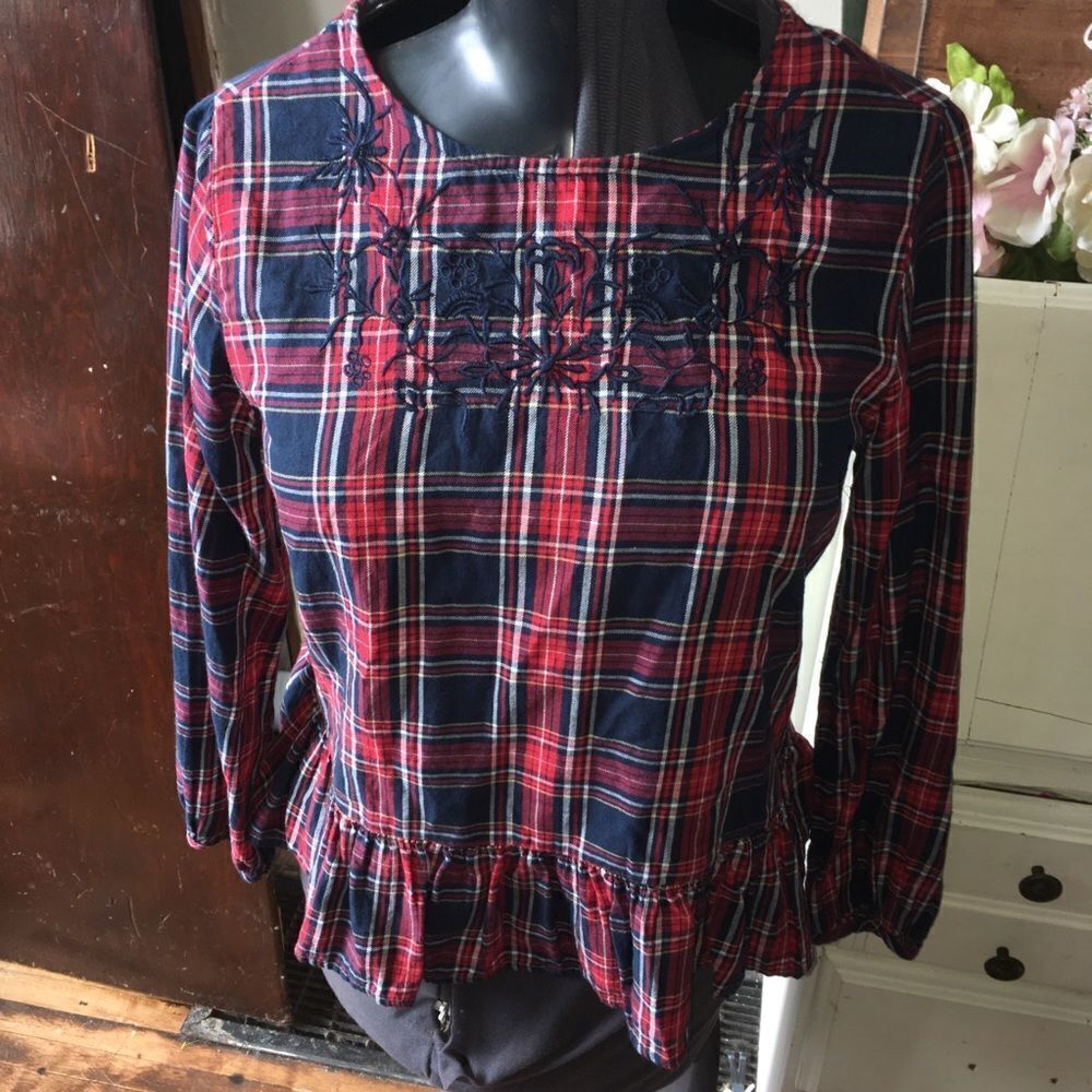 Beachlunchlounge Tartan plaid embroidered blouse